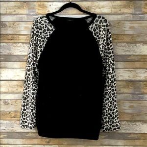 Cute stylish leopard sweater